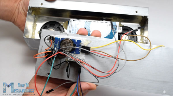 Proyecto Arduino para reproductor de música con pantalla táctil y despertador. Proyecto Arduino para reproductor de música con pantalla táctil y despertador.