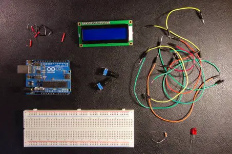 Arduino: muestra el brillo del LED en una pantalla LCD de 16×2