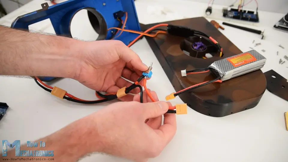 Aerodeslizador RC basado en Arduino DIY