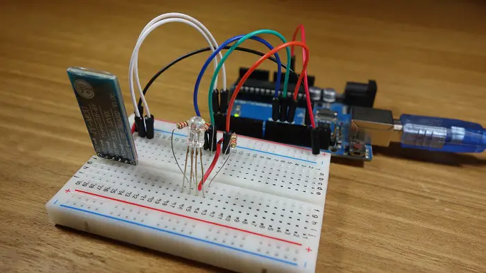 Aplicación de Android: LED RGB con Arduino y Bluetooth