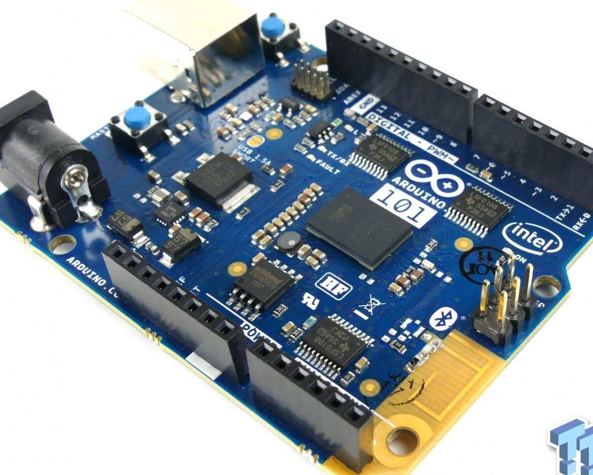 Revisión del microcontrolador programable Arduino 101 basado en Intel Curie