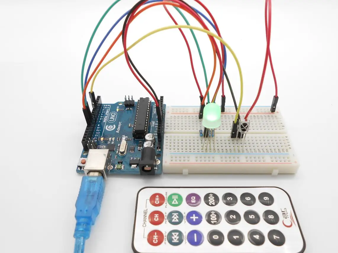 Lección 32 Controlar un LED RGB mediante el control remoto IR