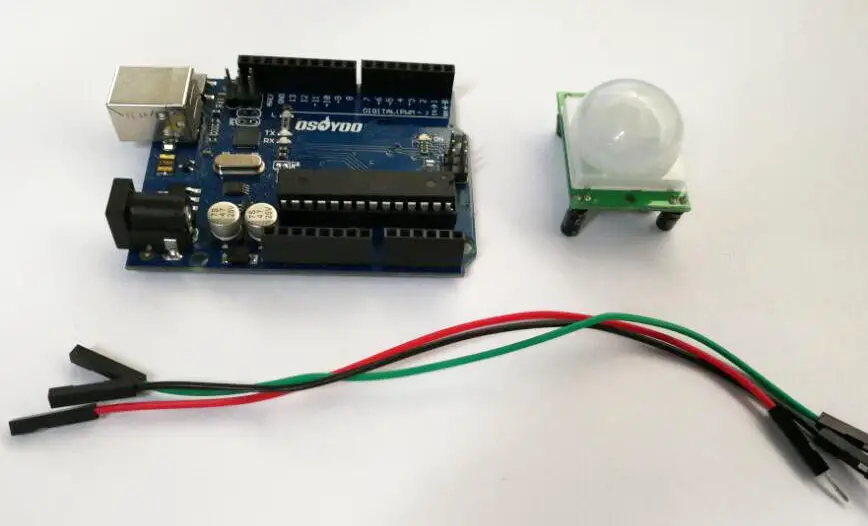Aprenda a codificar con Arduino IDE – Sensor de movimiento PIR « osoyoo.com