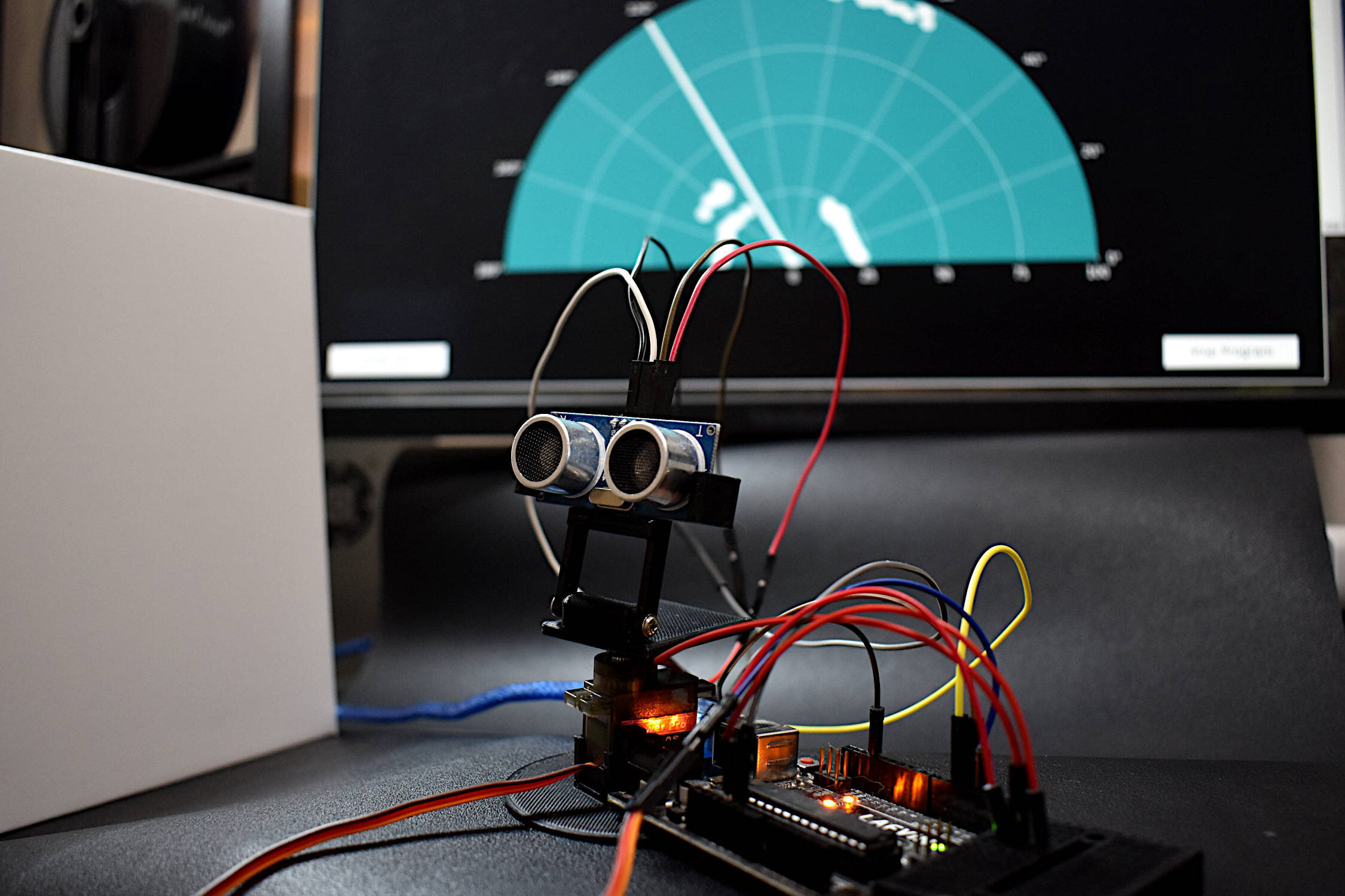 Emulador de radar con Arduino + Python — Portal Maker