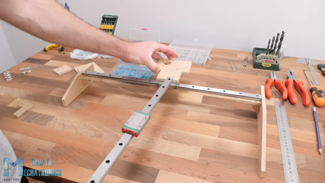La máquina CNC más sencilla con la menor cantidad de piezas posible: grabador láser de bricolaje
