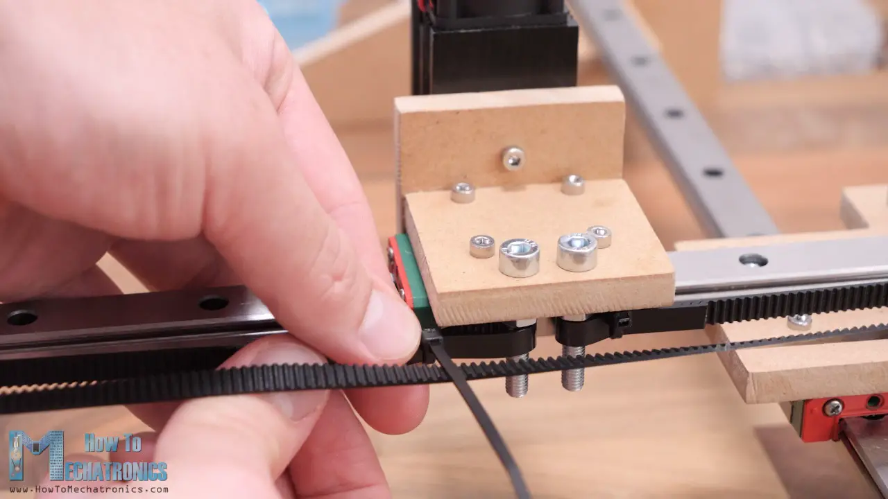 La máquina CNC más sencilla con la menor cantidad de piezas posible: grabador láser de bricolaje