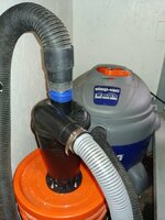 Enrutador CNC de pórtico fijo con suministros industriales antiguos