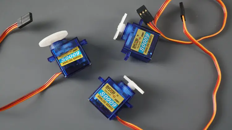 Servidor web de servomotor ESP32 con Arduino IDE