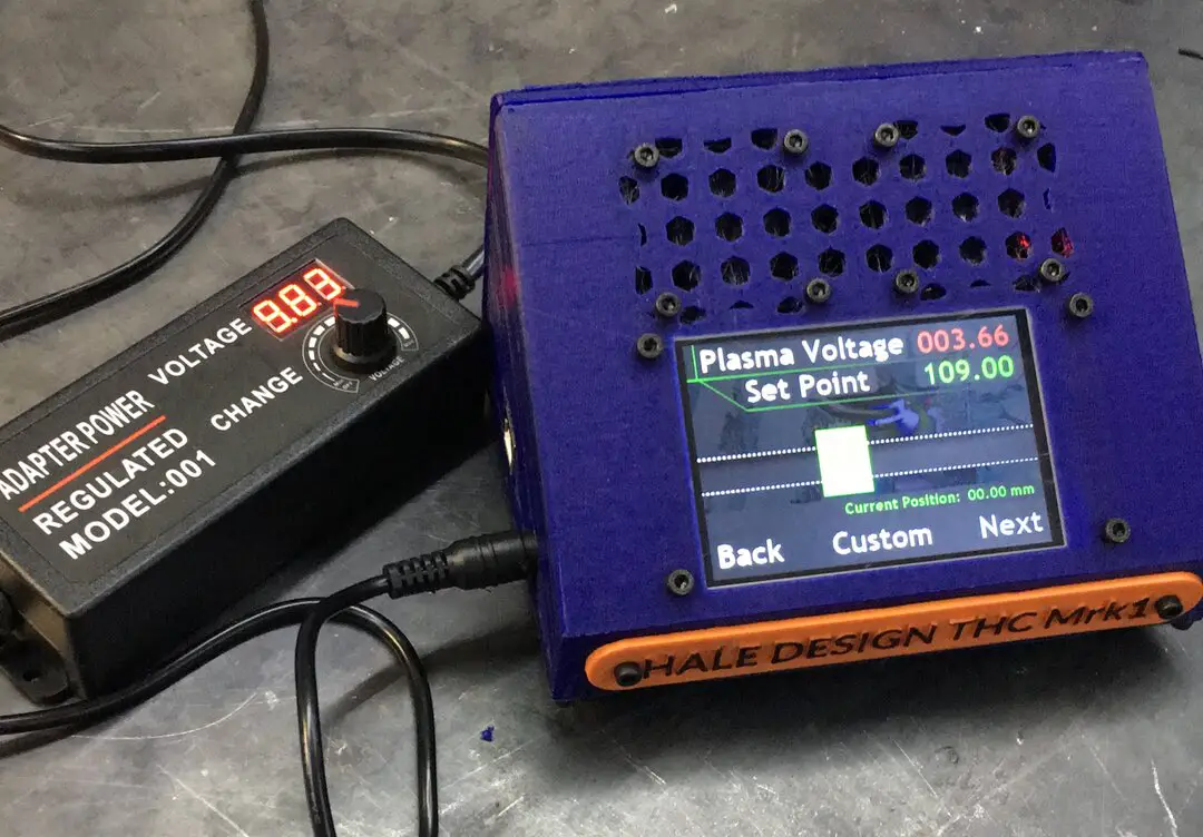 Control de altura de antorcha independiente para corte por plasma CNC