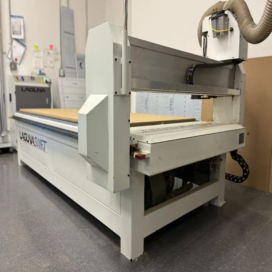 Máquina enrutadora CNC de escritorio Laguna Tools Creator (2x3) |