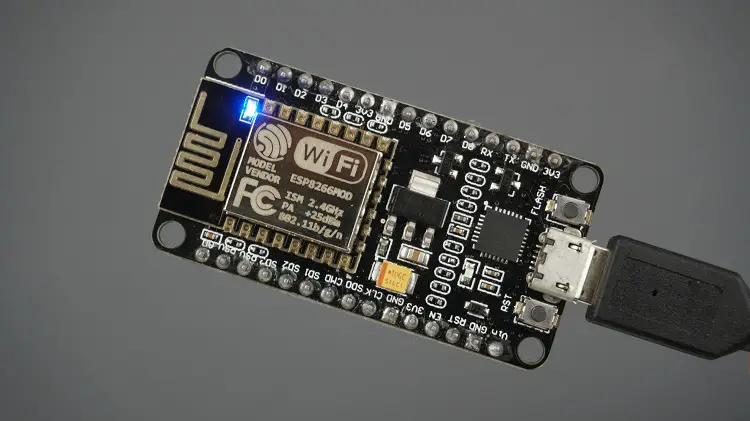 Introducción a Thonny MicroPython (Python) IDE para ESP32 y ESP8266 | Tutoriales aleatorios para nerds