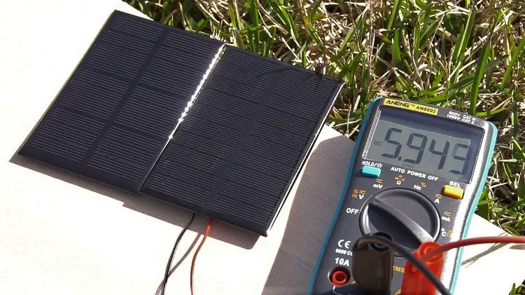 Alimenta ESP32/ESP8266 con paneles solares (incluido el monitoreo del nivel de batería)