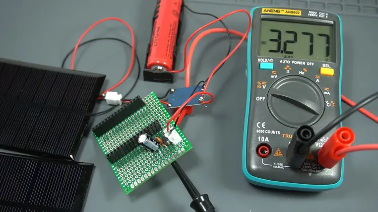Alimenta ESP32/ESP8266 con paneles solares (incluido el monitoreo del nivel de batería)