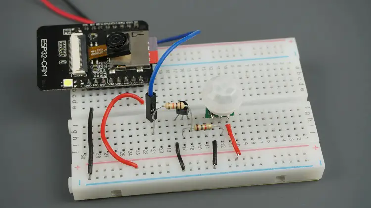 ESP32-CAM Detector de movimiento PIR con grabación de fotografías (guarda en tarjeta microSD)