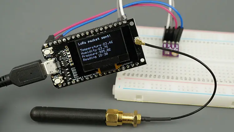 Monitoreo de sensor ESP32 LoRa con servidor web (comunicación de larga distancia)
