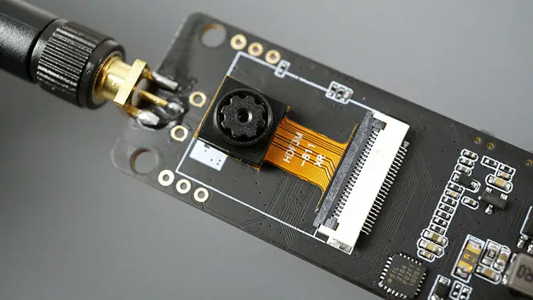 Cámara TTGO T-Journal ESP32: Programador incorporado, OLED, antena y ejemplos de proyectos