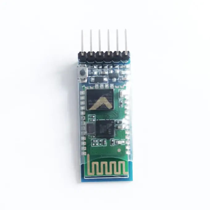 Módulo Bluetooth HC-05 |